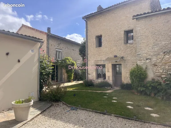 Propriété 7 pièces 220 m²