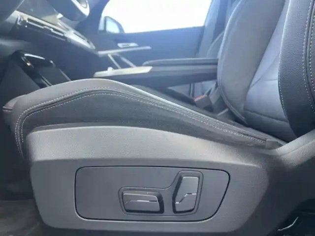 Bmw X1 sdrive18d 150ch m sport — photo 15