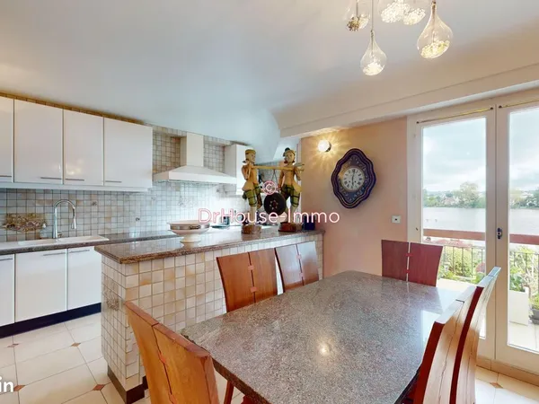 Appartement 6 pièces 173 m²
