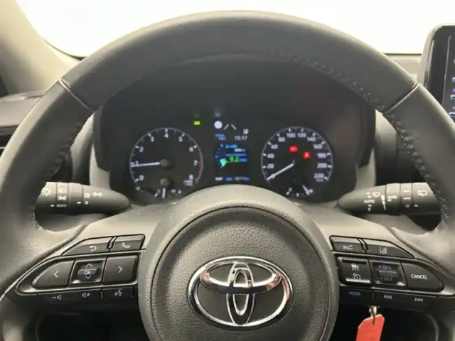 Toyota Yaris 70 vvt-i dynamic — photo 12