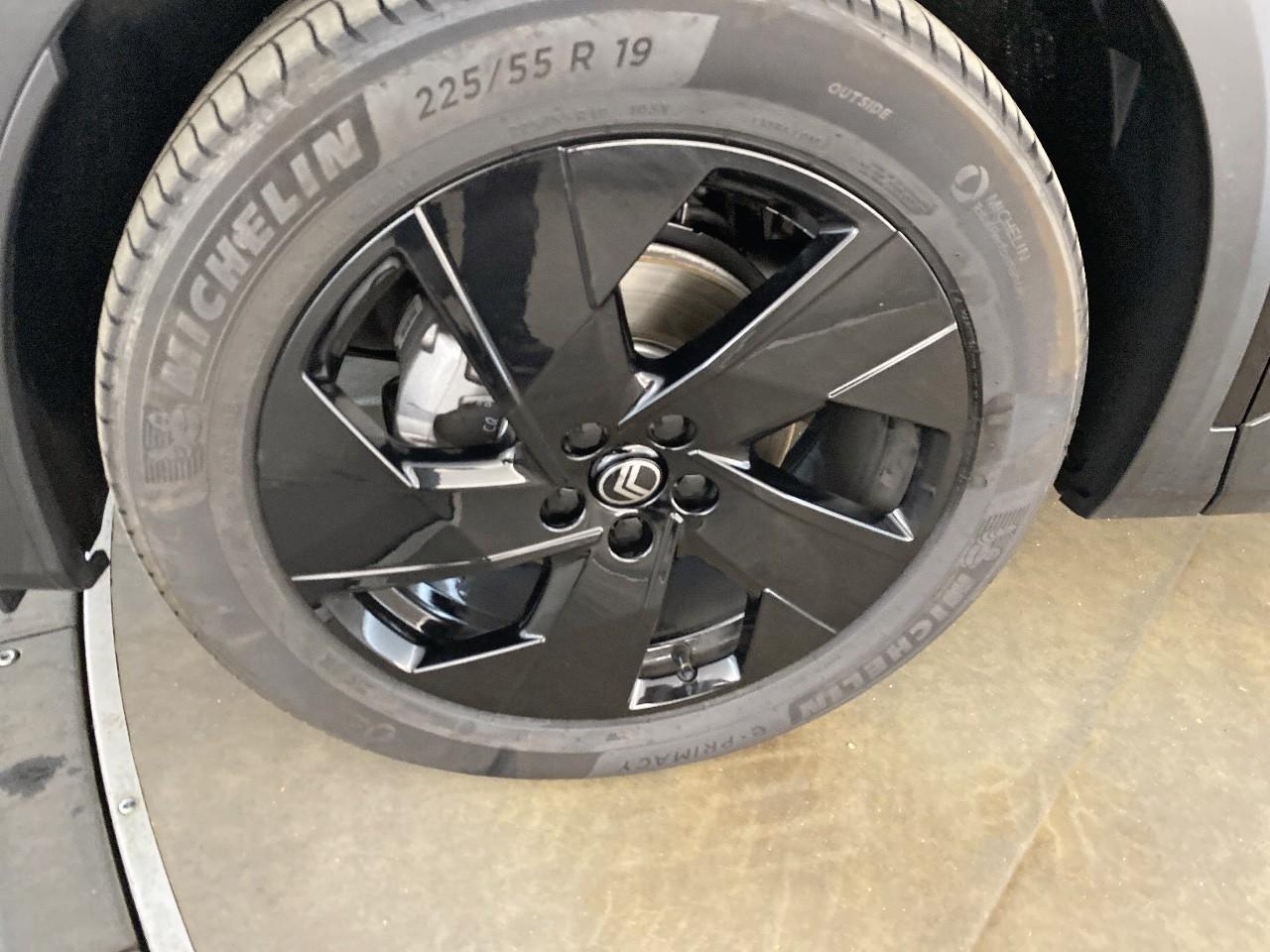 Citroën C5 Aircross hybride 145 ch e-dcs6 max — photo 11