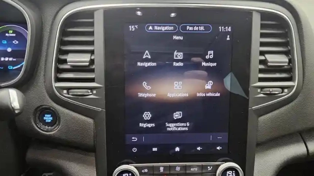 Renault Megane mégane iv berline e-tech plug-in hybride 160 — photo 39