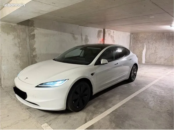 Double place de parking