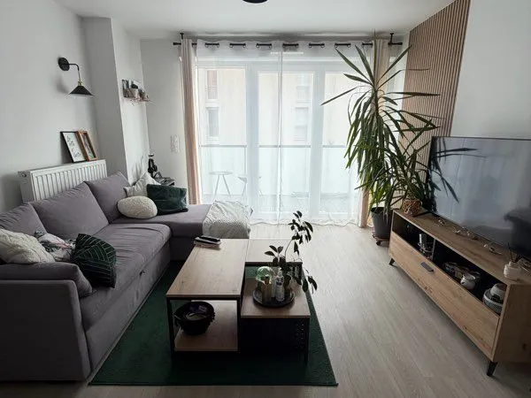 Appartement 3 pièces de 60 m² avec balcon et parking sécurisé - Bétheny