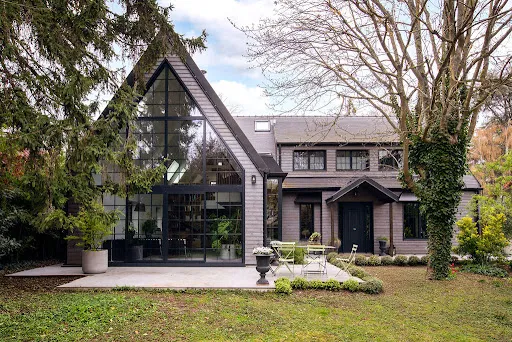 Maison 9 pièces 245 m²