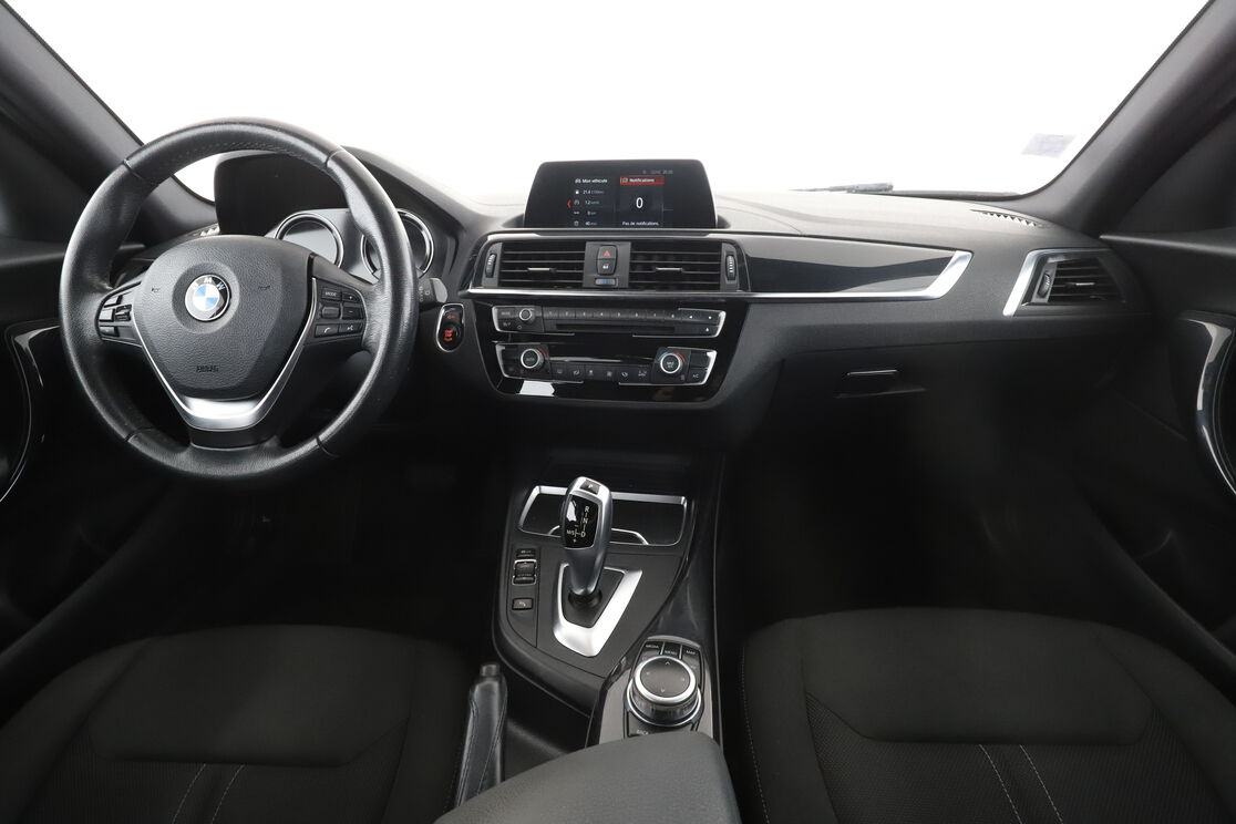 BMW Série 1 118d UrbanChic BVA8 — photo 11
