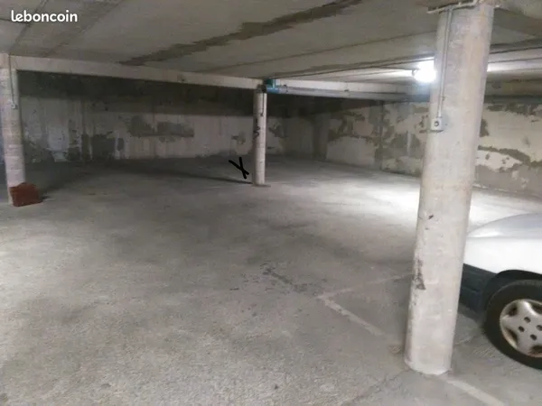 Place de parking sous-sol sécurisée ST MICHEL-BUSCA