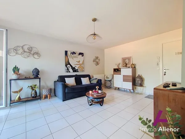 Appartement T2 - Une vie harmonieuse dans un écrin de charme