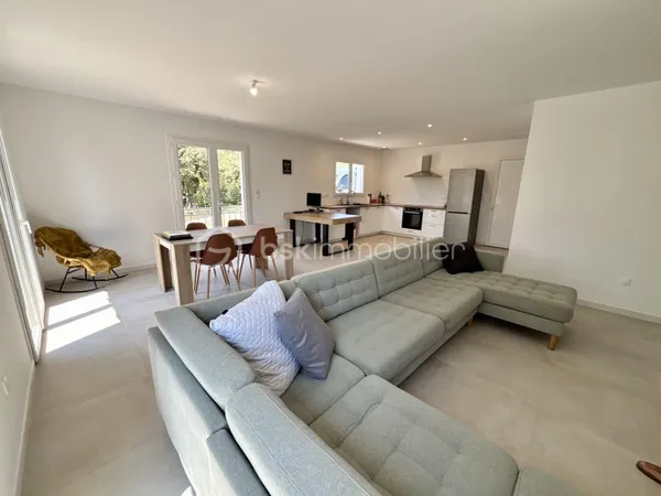 Maison 3 pièces 84 m²