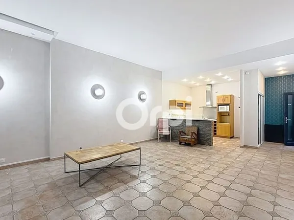Appartement 2 pièces 75 m²