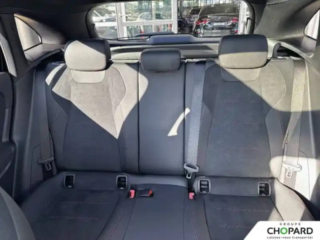 Mercedes Gla 250 e hybrid eq 8g-dct — photo 43