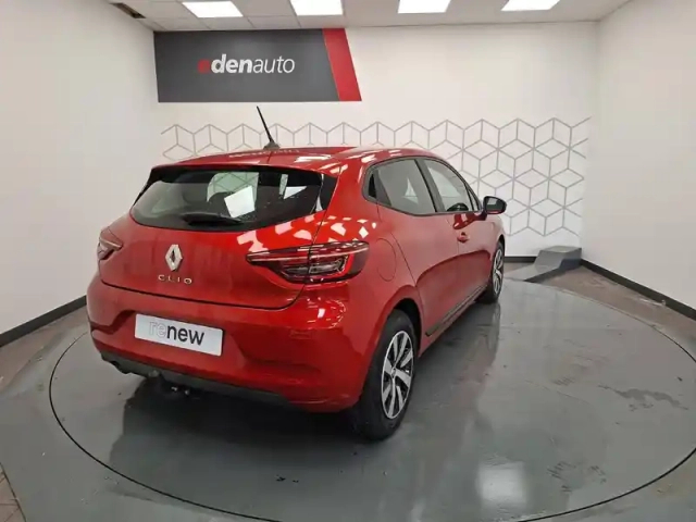Renault Clio tce 90 — photo 12