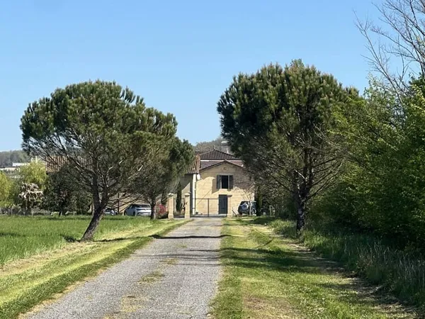 Demeure 7 pièces 330 m²