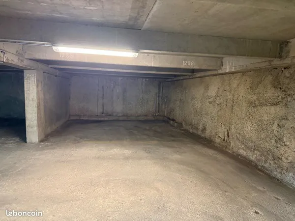 Stationnement Vente Versailles   41000€