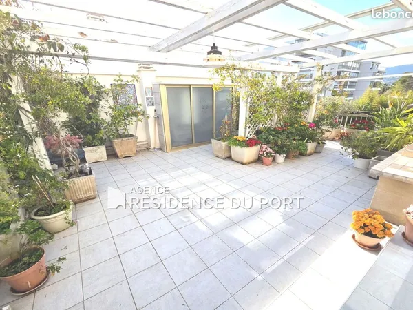 Appartement 4 pièces 84 m²