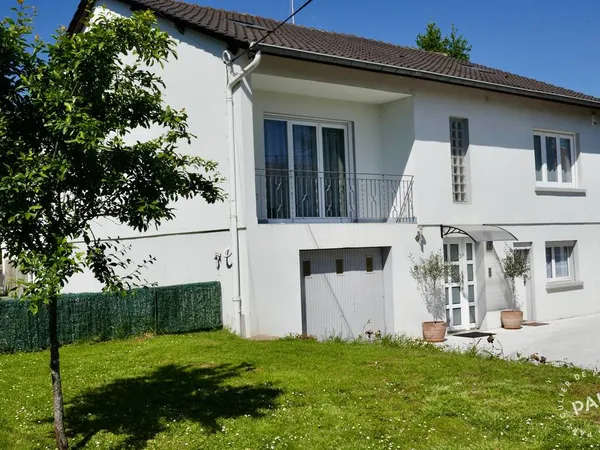 Maison 7 pièces 275 m²
