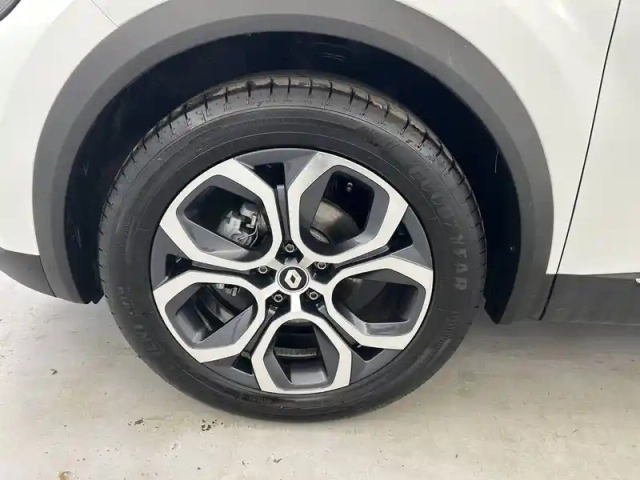 Renault Captur mild hybrid 140 — photo 49