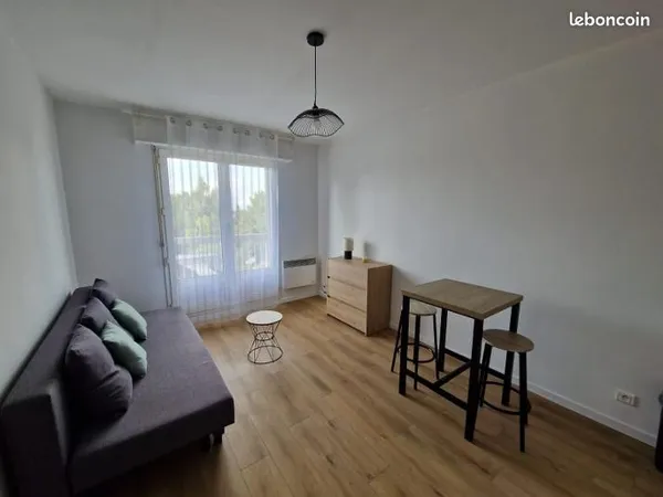 Studio meublé 22,15 m² + parking + balcon - Résidence sécurisée à Ronchin
