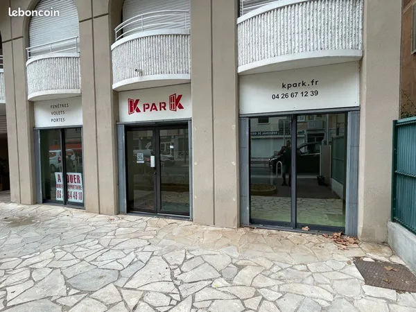Loue Local Commercial 80 m2 Antibes Juan les Pins