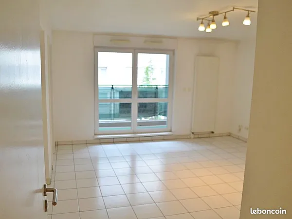 3 chambres dans grand F4 Strasbourg Neudorf