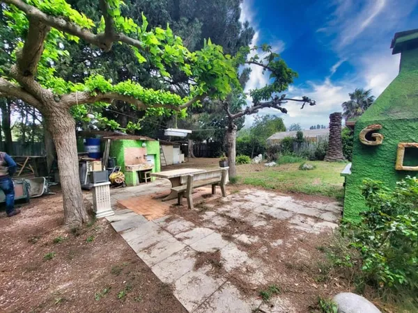 Terrain 1177 m²