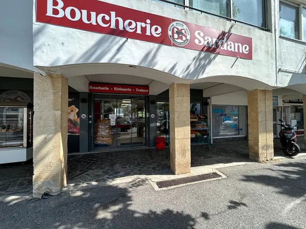 Fonds de commerce / boucherie - petite épicerie 110m2 environ secteur Moulin à Vent!