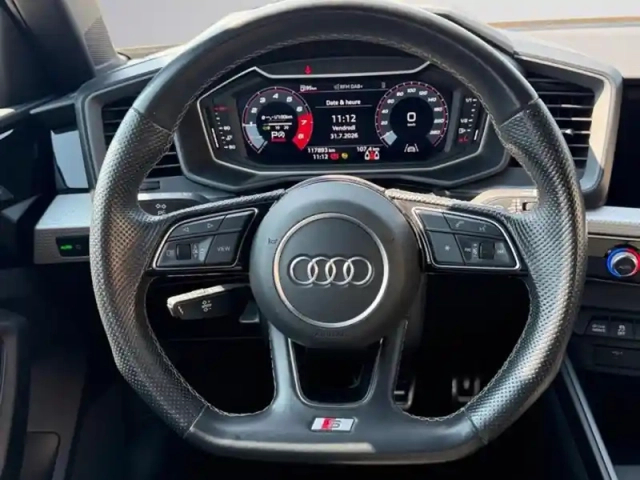 Audi A1 35 tfsi s line — photo 4