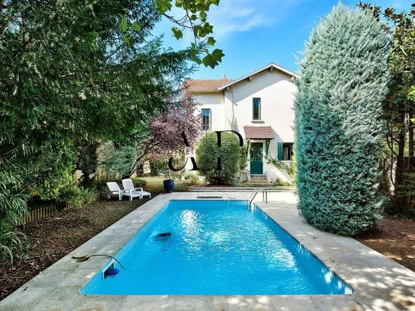 Maison 5 pièces 148 m²