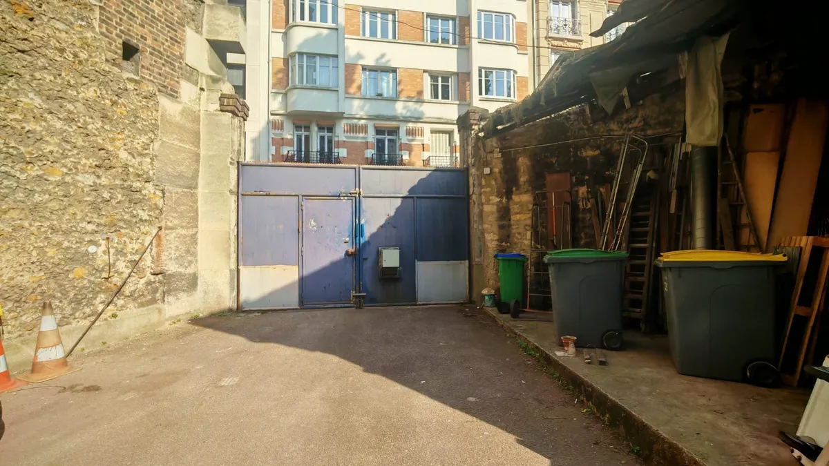 Photo 12
