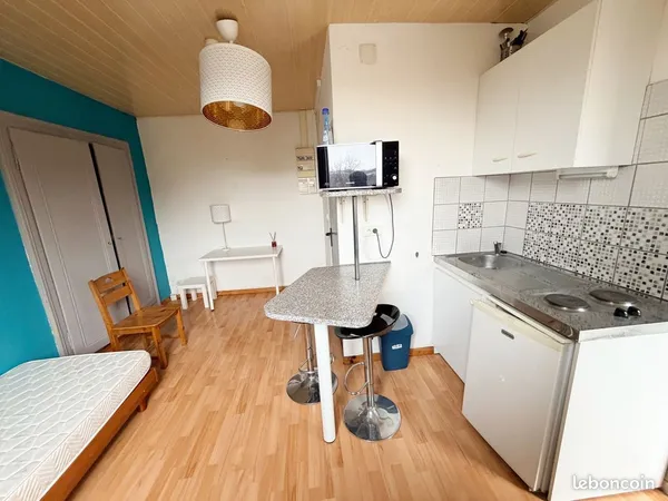 Studio 1 pièce 18 m²