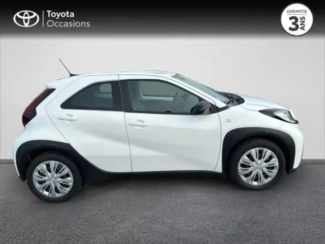 Toyota Aygo X 1.0 vvt-i 72ch dynamic — photo 9