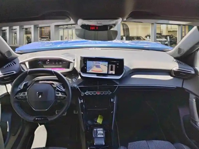 Peugeot 2008 puretech 130 s&amp;s eat8 gt — photo 10