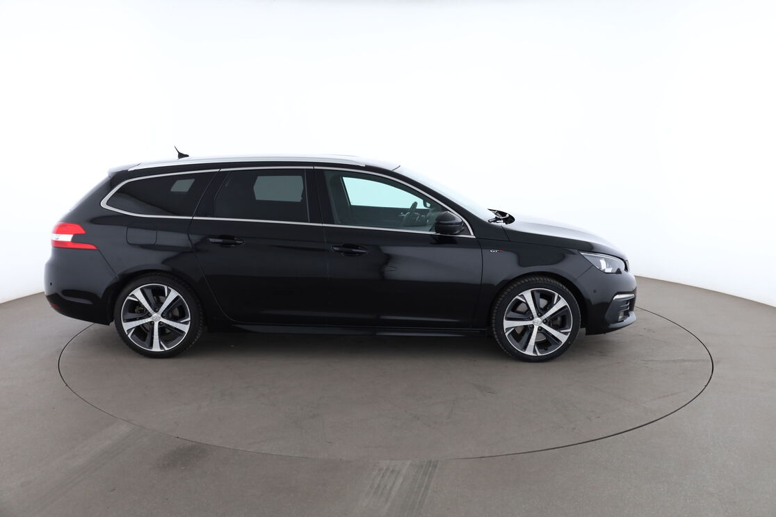 Peugeot 308 SW 1.6 PureTech GT EAT8 — photo 6