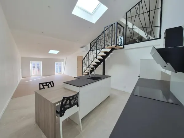 Appartement 4 pièces 94 m²