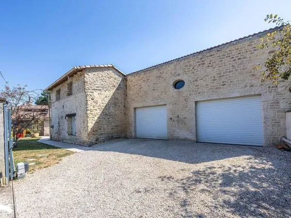 Maison 4 pièces 145 m²