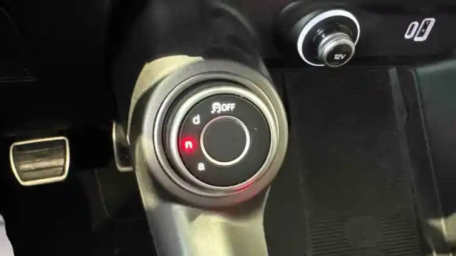 Alfa Romeo Tonale 1.5 hybrid 130 ch tct7 — photo 20
