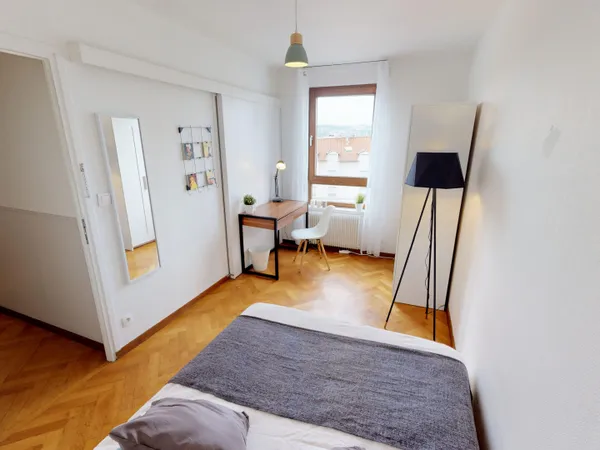 Loue chambre en colocation dans appartement