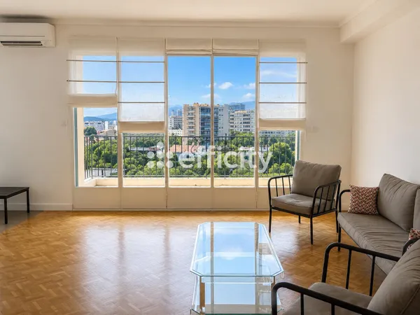 Appartement 4 pièces 92 m²