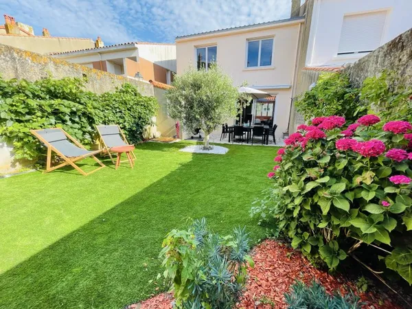Loue bail 1 à 9 mois - maison 4 chambres jardin garage