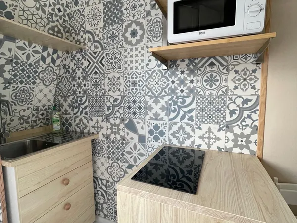 Sous-loue studio 13m² Paris 10ème - 27 octobre au 01 novembre 2026
