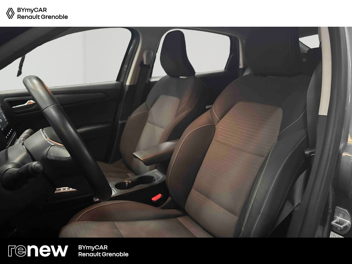 Renault Arkana E-Tech hybride 145 - 22 — photo 11