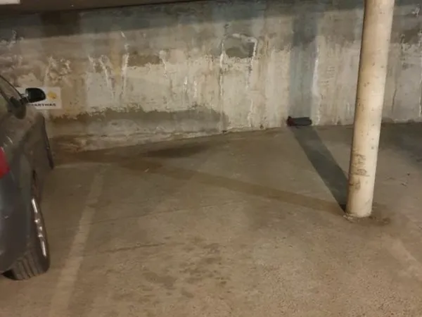 Place de parking à louer - Toulouse Déodat de Séverac