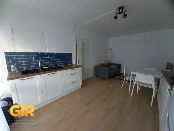 RENNES QUARTIER TRIANGLE 1 CHAMBRE MEUBLEE EN COLOCATION