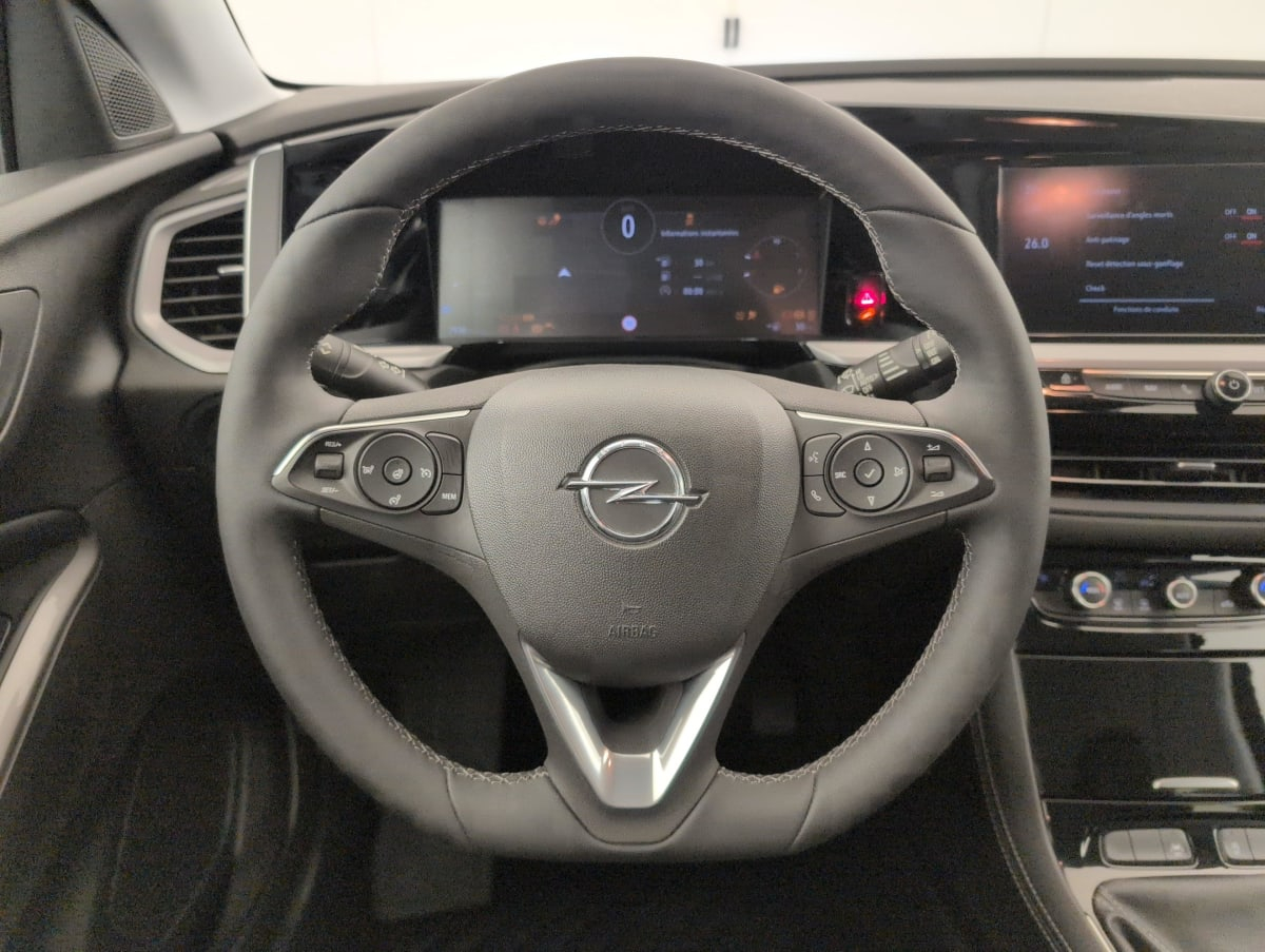 Opel Grandland — photo 15