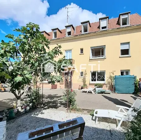 Maison 8 pièces 193 m²