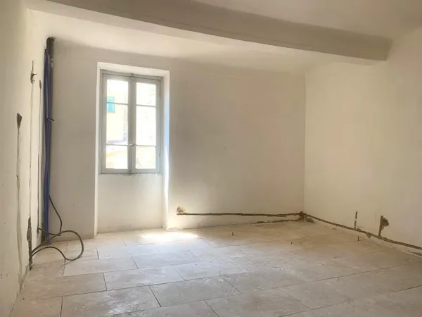 Maison et terrain À Vendre