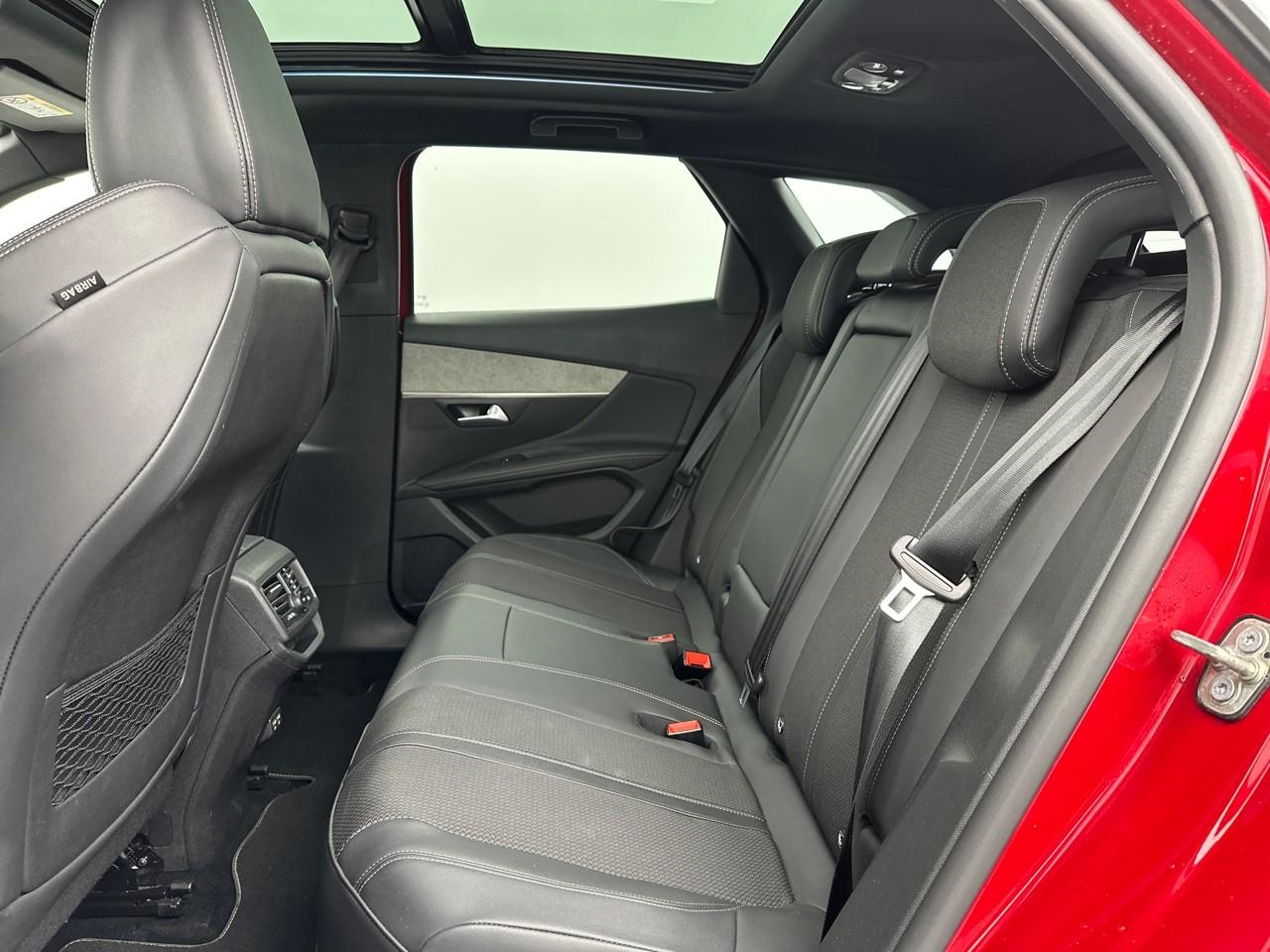 Peugeot 3008 hybrid 225 e-eat8 gt — photo 12