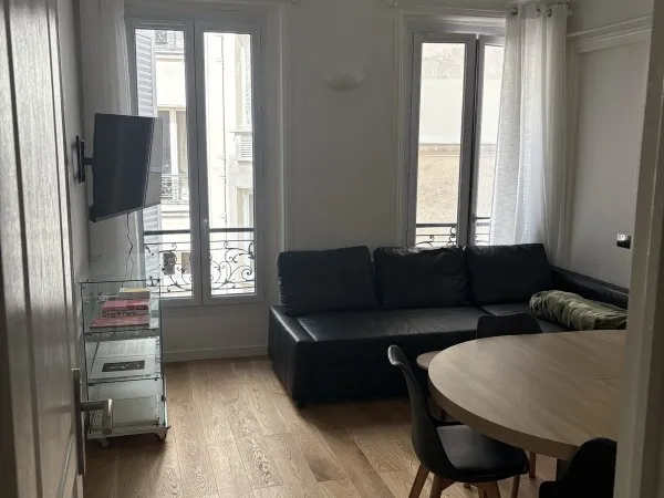 Sous-loue chambre en colocation dans appartement
