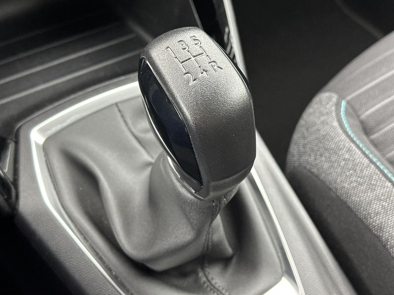 Peugeot 208 puretech 75 s&s bvm5 style — photo 27
