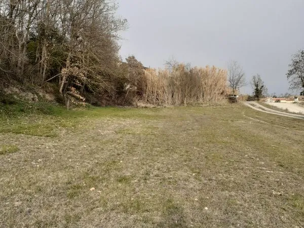 Terrain à Cépie